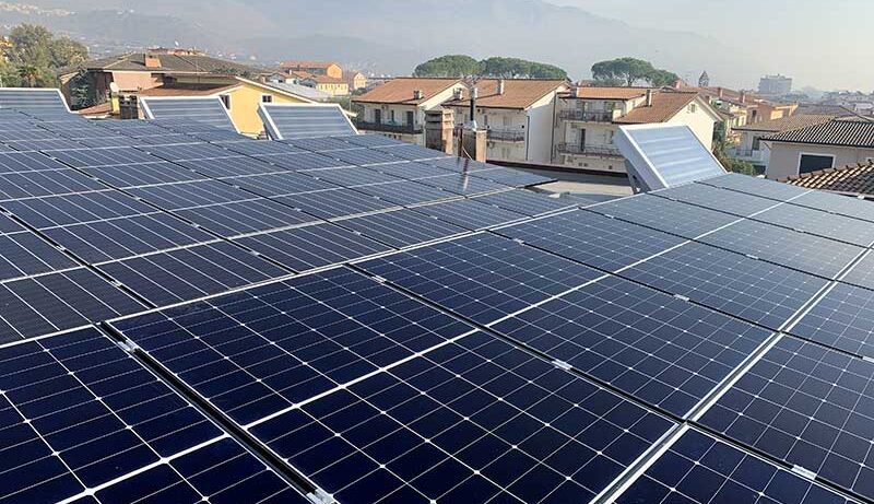 Fotovoltaico + Solare Termico per acqua calda sanitaria su condominio Lazio